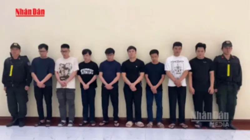 Vụ lừa đảo 900 tỷ đồng qua hợp đồng kỳ nghỉ: 12 bị can bị khởi tố