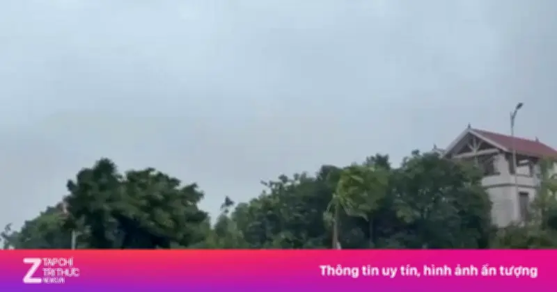 Video gió bão số 1 ở Quảng Ninh gây thiệt hại nặng nề