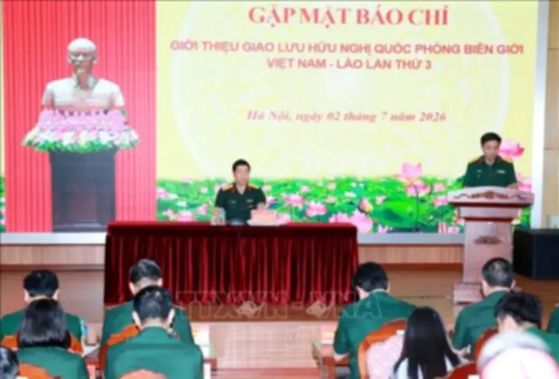 Việt Nam-Lào thắt chặt đoàn kết qua hợp tác quốc phòng