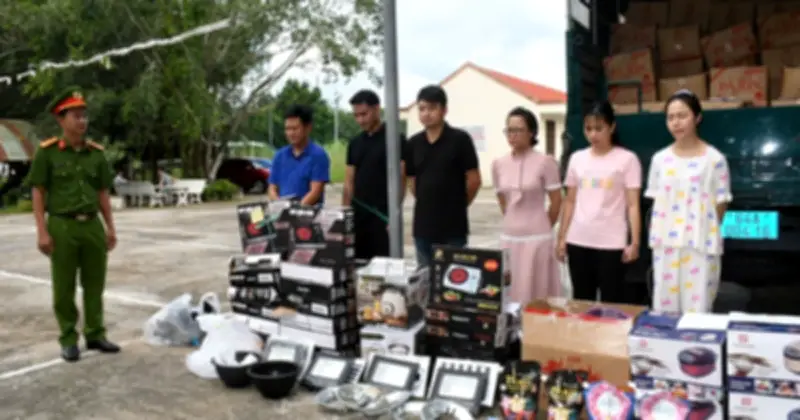 Vĩnh Long khởi tố đường dây thổi giá bếp điện Trung Quốc gấp 10 lần