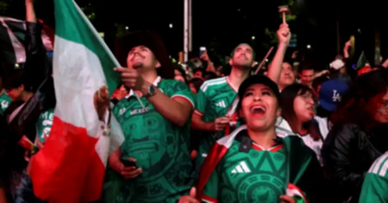 World Cup 2026: Mexico thắng lịch sử, 3 người chết vì ngạt thở khi ăn mừng