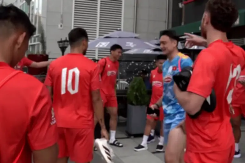 Xuân Son ăn mừng kiểu 'siu' khi Ronaldo ghi bàn tại World Cup 2026