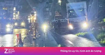 3 người thương vong sau va chạm ôtô xe máy trên đường Hồ Chí Minh