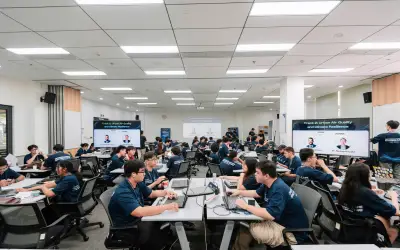36 giờ khai phá tiềm năng tài năng công nghệ tại Asian Hackathon