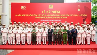 Chủ tịch Quốc hội Trần Thanh Mẫn dự kỷ niệm 80 năm An ninh đối ngoại
