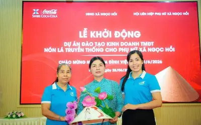 Coca-Cola hỗ trợ làng nón Vĩnh Thịnh chuyển đổi số, đào tạo thương mại điện tử