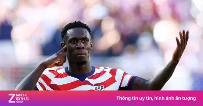 Cầu thủ Mỹ Balogun bị chỉ trích dữ dội sau khi được FIFA hủy thẻ đỏ