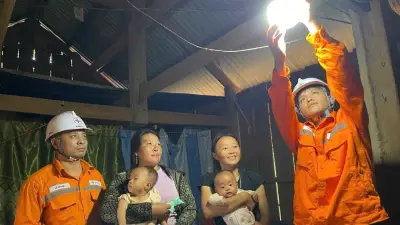 Lai Châu: 100% thôn bản có điện lưới quốc gia sau khi hoàn thành cấp điện hai bản Huổi Dạo và Huổi Lính