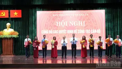 Đà Nẵng điều động, bổ nhiệm loạt nhân sự chủ chốt