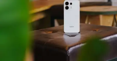 OPPO Reno16 Pro 5G ra mắt: mặt lưng 3D 'ảo diệu', camera 200MP, chế độ ảnh phim GenZ