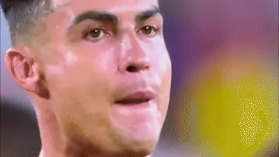 Ronaldo khóc trong khoảnh khắc tri ân Diogo Jota sau trận thắng Croatia