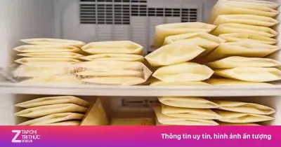 Sữa mẹ màu vàng hay trắng: Loại nào tốt cho bé?