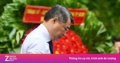 Thủ tướng Lê Minh Hưng dâng hương tưởng niệm liệt sĩ tại công viên Lê Thị Riêng