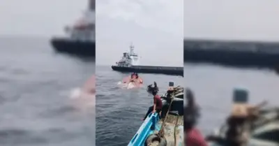Tàu hàng tông chìm tàu cá, 17 thuyền viên rơi xuống biển