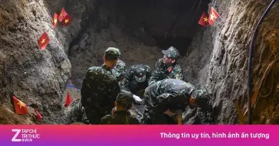 Video: Rãnh mở dài 25m phát hiện hai cột mốc liệt sĩ ở Công viên Lê Thị Riêng