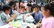 Đưa sách vào bệnh viện, tiếp thêm nghị lực cho bệnh nhi tại TP.HCM