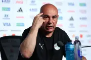 Ai Cập tố trọng tài thiên vị Argentina, HLV Hassan tuyên bố không xem World Cup