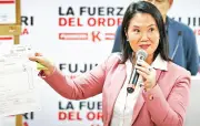 Bà Fujimori thắng cử tổng thống Peru với tỷ lệ sít sao 50,135%