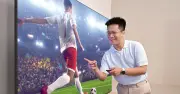 BLV Anh Quân trải nghiệm TV Micro RGB Samsung: Sân cỏ sống động, AI thông minh
