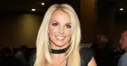 Britney Spears: Phim tiểu sử chính thức có biên kịch Liz Meriwether