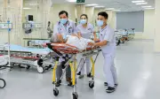 Cụ bà 73 tuổi nhập viện vì đau đầu kéo dài, phát hiện vỡ túi phình mạch não