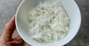 Cơm nguội không phải 'thần dược' kiểm soát đường huyết, chuyên gia cảnh báo