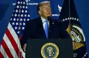Giá dầu tăng hơn 5% sau tuyên bố của Tổng thống Trump về Iran