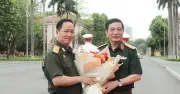 Hai Phó Thủ tướng, Bộ trưởng Quốc phòng Việt-Lào thăm Khu di tích Kim Liên