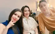 Hồng Đào gây chú ý bên 2 đồng nghiệp thân thiết