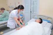 Kỹ sư xây dựng bị tiêu cơ vân do tập gym quá sức, bác sĩ cảnh báo