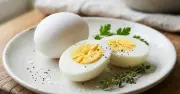 Mỗi ngày ăn 2 quả trứng có tốt hơn ăn 1 quả không?