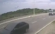 Máy bay rơi ở Brazil, hai phi công bị thương nặng