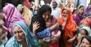 Pakistan: Sập mái trung tâm dạy thêm, 14 học sinh thiệt mạng