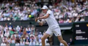 Sinner thắng Mochizuki, vào tứ kết Wimbledon 2026