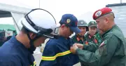 Venezuela trao huy chương 'Anh hùng Venezuela' cho đoàn cứu hộ Việt Nam