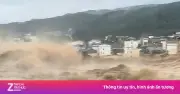 Video nước lũ cuồn cuộn sau sự cố vỡ đập hồ chứa ở Trung Quốc
